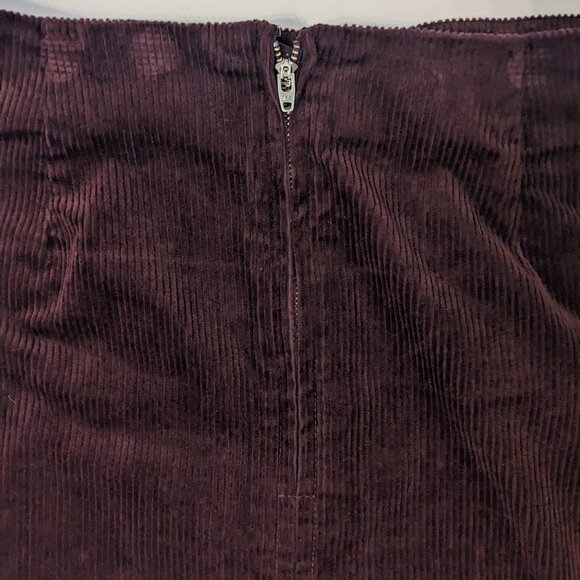 Uniqlo Burgundy Corduroy Mini Skirt - Size 10 - Picture 5 of 5